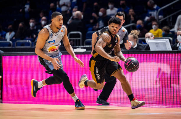 他的进攻威 他的进攻威