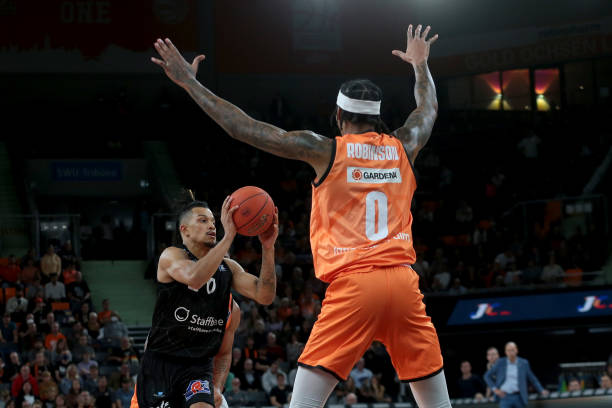 和临场应变 和临场应变